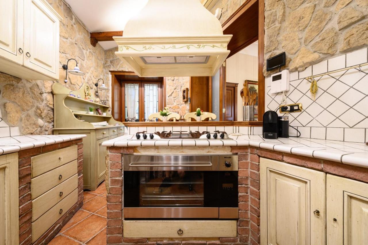 Apartament Toto E Peppino Family House Neapol Zewnętrze zdjęcie