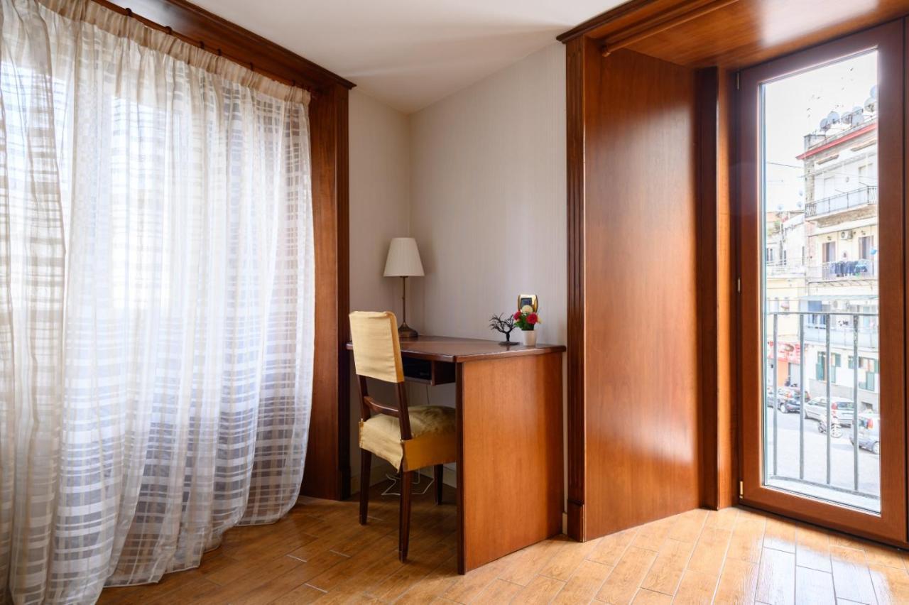 Apartament Toto E Peppino Family House Neapol Zewnętrze zdjęcie