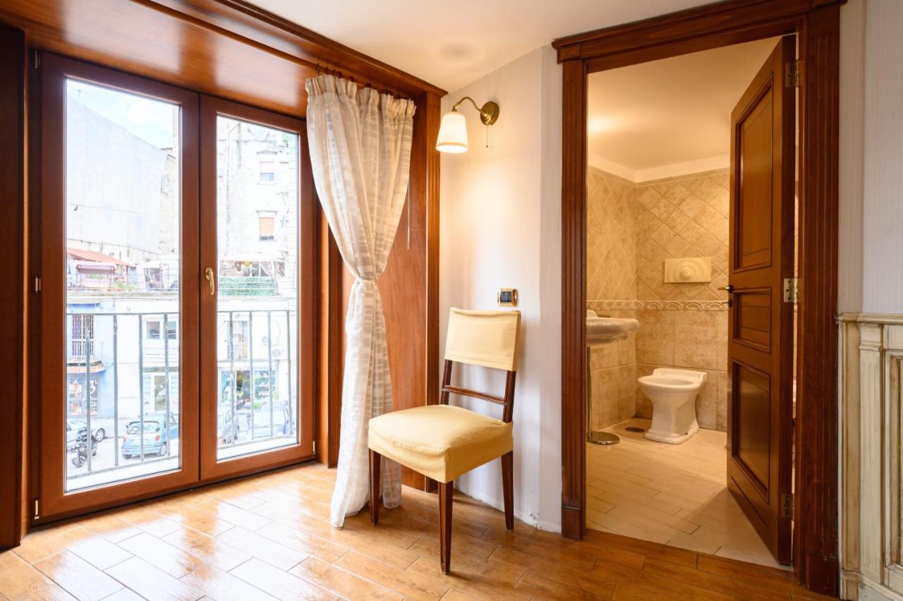 Apartament Toto E Peppino Family House Neapol Zewnętrze zdjęcie